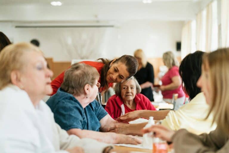 seniors adjusting to a senior living community and creating social connections